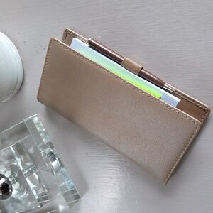 COACH Pearl Tan Checkbook Notepad Leather Cover with Brown Coach Pen